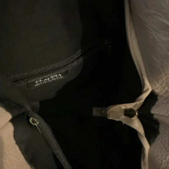 Claudia Firenze Leather Shoulder Handbag Purse NWT With CrossBody Strap - Picture 4 of 4